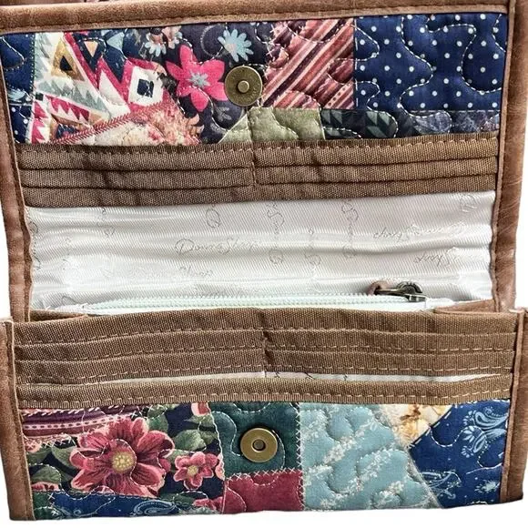 Donna Sharp Dizzy Michelle Colorful Quilted Hobo Bag - Picture 7 of 8